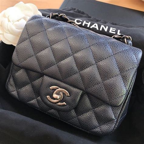 chanel mini 7
